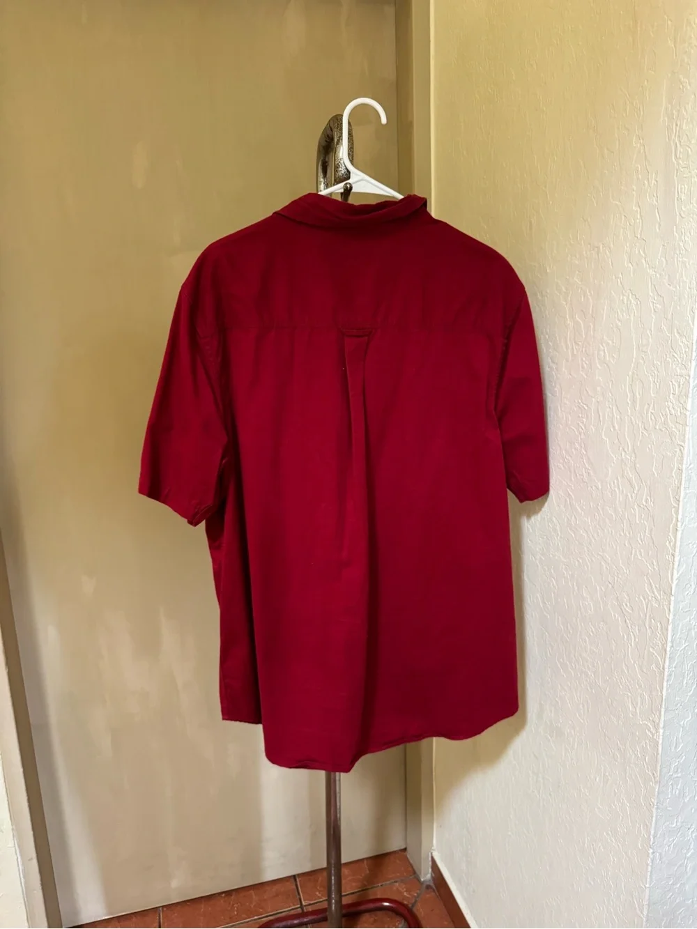 True Religion Men’s Red Button Up Shirt Embroidered Logo Utility XL